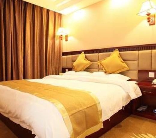 Chengdu Qianhe Hotel