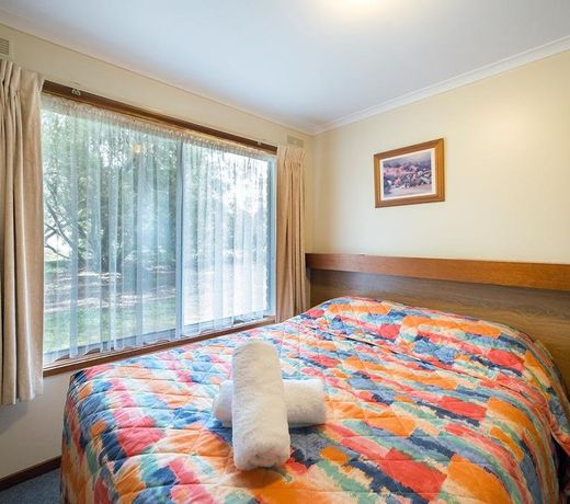 Grampians View Cottages and Units
