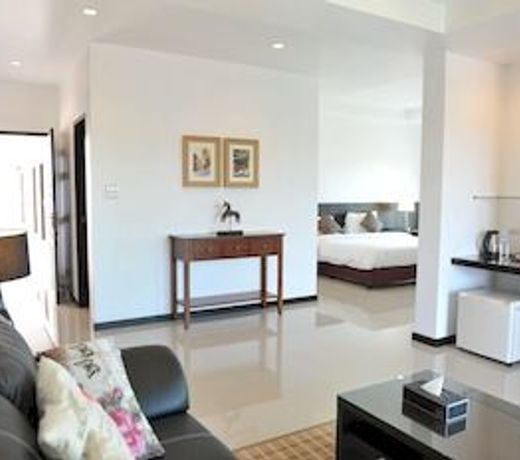 Baan Nan Hotel (SHA Extra Plus)