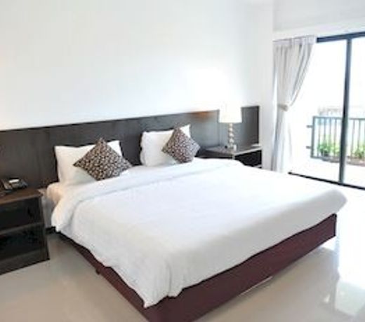 Baan Nan Hotel (SHA Extra Plus)