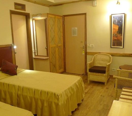The Eee Cee Hotel