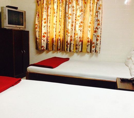 Hotel Metro Plaza