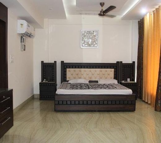Hotel Mayank