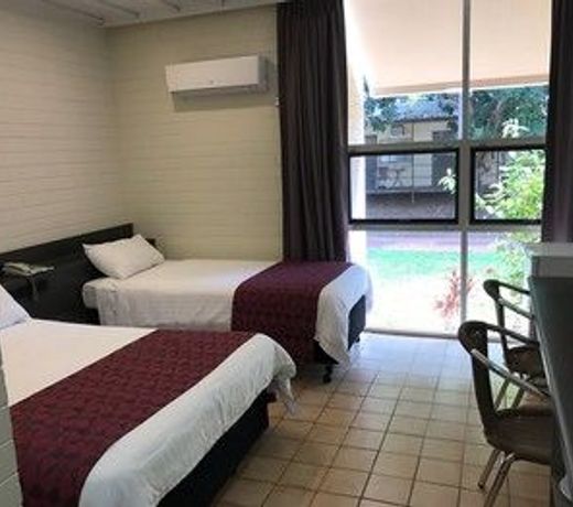 Albatross Bay Resort