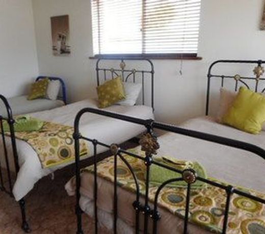 Catalina Cottage Holiday House