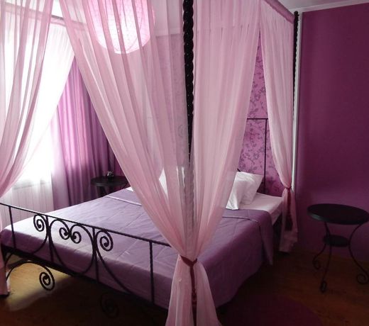 Kavkaz Hotel