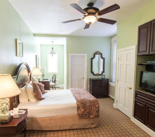 La Reserve Bed and Breakfast