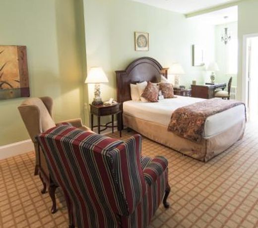 La Reserve Bed and Breakfast