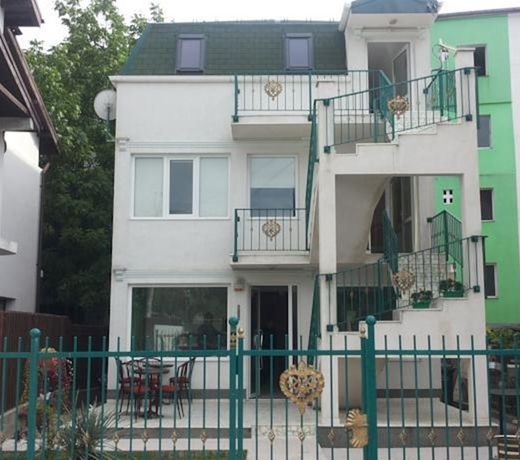 Vila La Verde