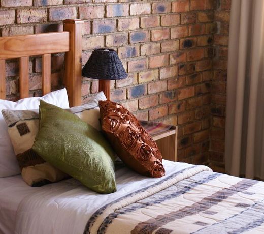 Emerald Guesthouse