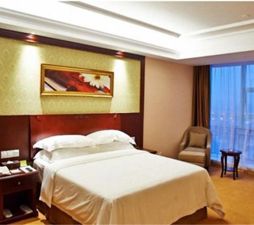 Vienna Hotel Suzhou Luokou Furniture Store