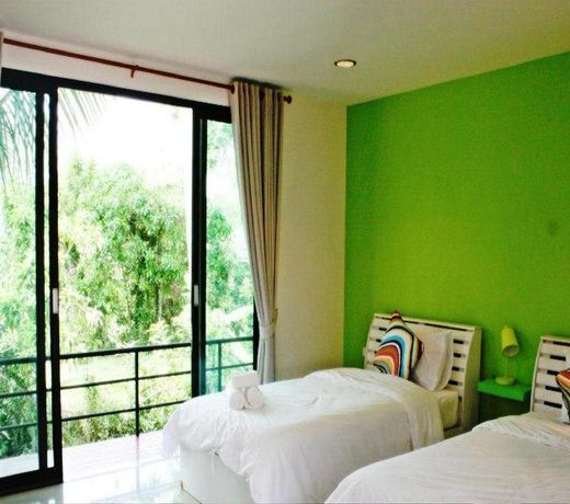 Lomlay Resort