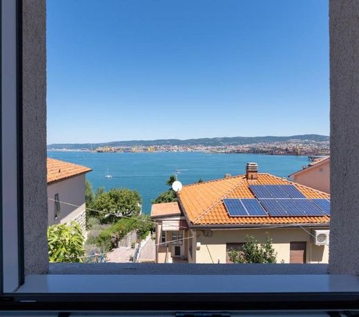 Muggia Uphill B&B