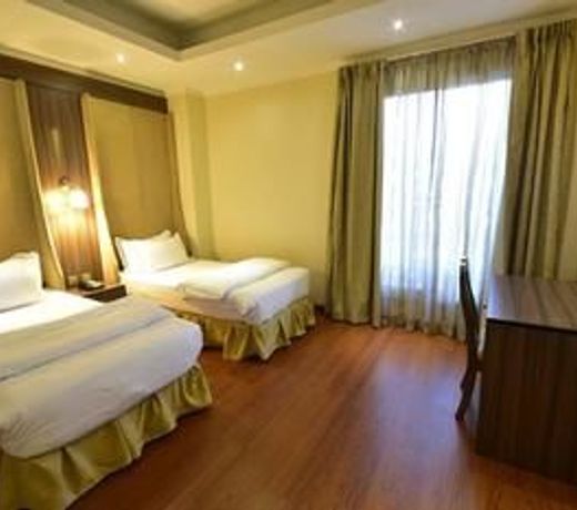 Valencia Hotel Suites