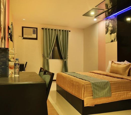 Icon Hotel Timog