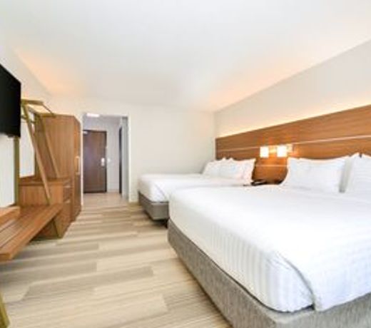 Holiday Inn Express & Suites Salem, an IHG Hotel