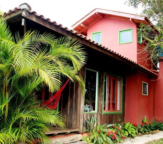 Studios do Barão - Conforto e privacidade em meio à natureza