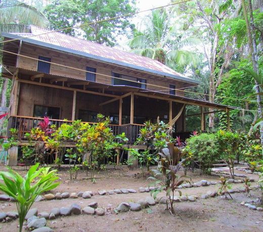 KACHÃ BEACH CLUB