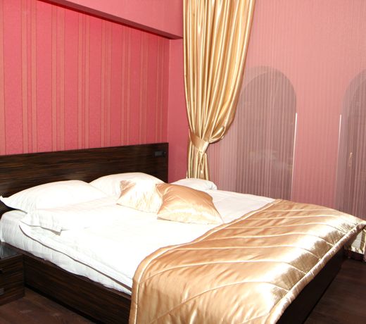 Hotel Roma & Tours