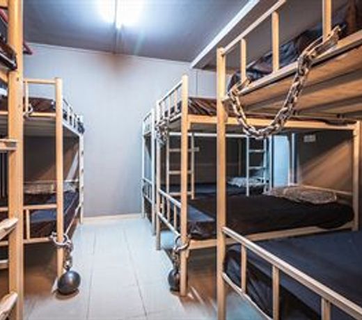 RedDoorz Hostel @ Kallang MRT (SG Clean)