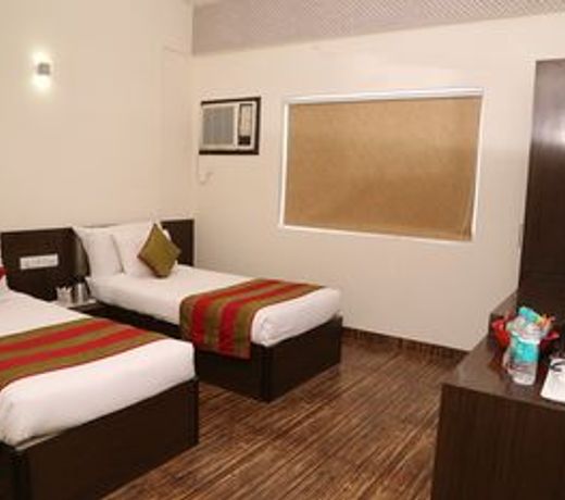Hotel Karan Vilas