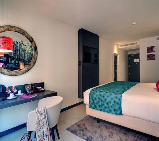 Hotel Indigo Madrid - Gran Via, an IHG Hotel