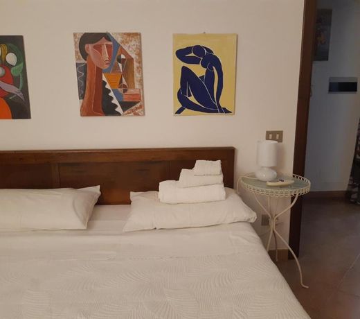 Fabiola B & B