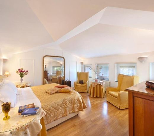 Villa Lux With Private Swimming Pool Parking and Terrace