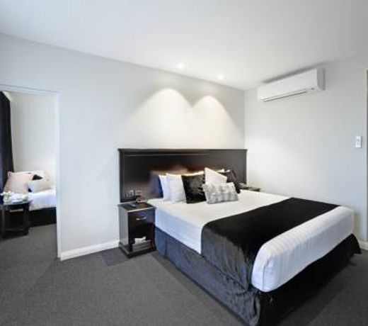 International Hotel Wagga Wagga