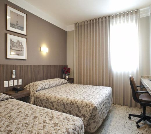 Nohotel Premium Americana