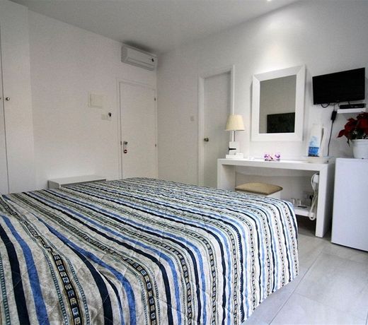 Hotel Opera