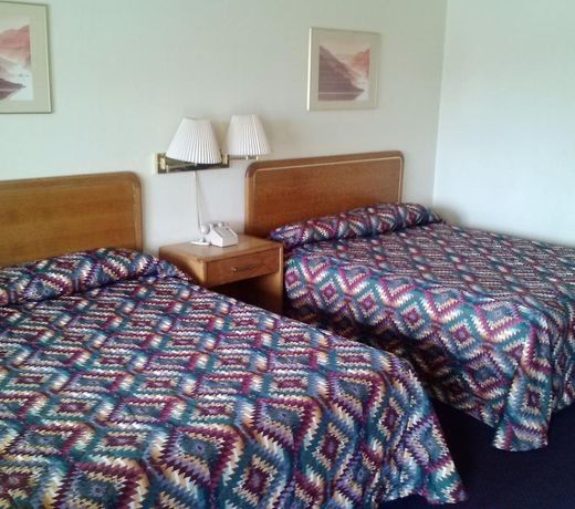 Holiday Motel