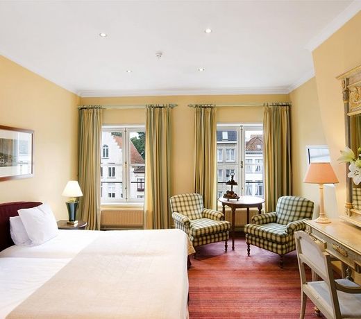 Martin's Relais