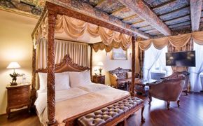 Iron Gate Hotel & Suites Prague by BHG