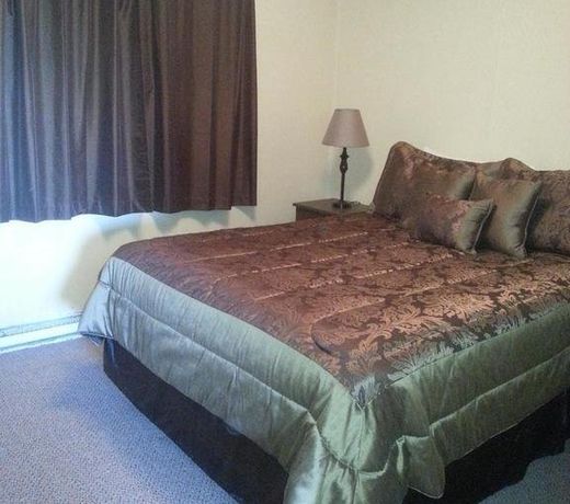 Maple Leaf Motel Emerson