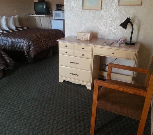 Maple Leaf Motel Emerson