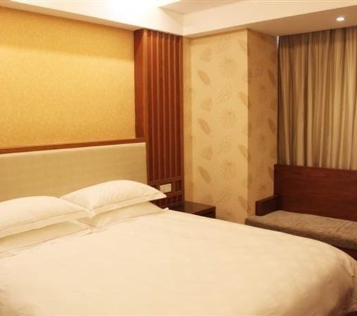 Yiwu Rui Feng Hotel