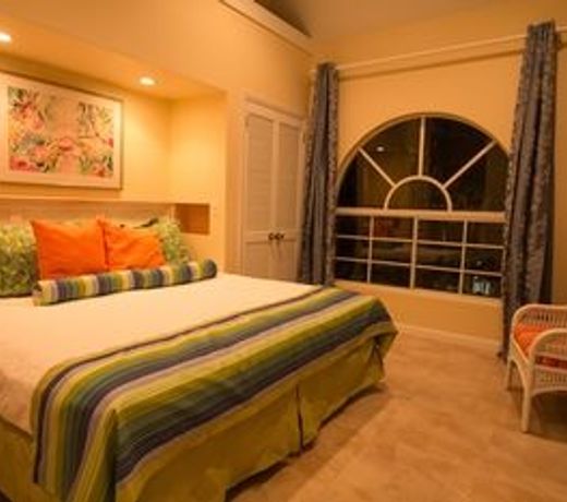 Paradise Island Beach Club by RedAwning