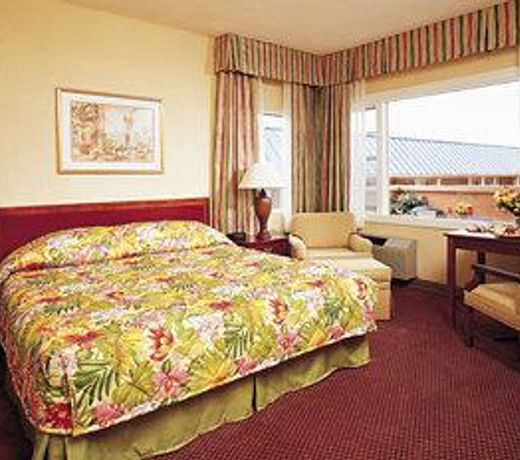 Holiday Inn Express & Suites Nassau, an IHG Hotel