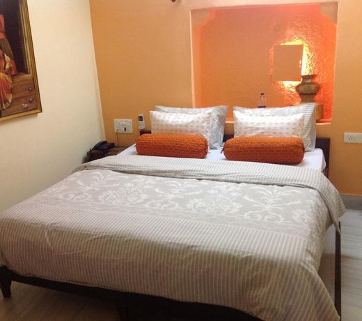 Hotel Himmat Niwas
