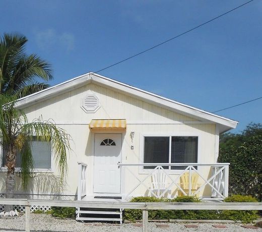 Hoopers Bay Villas