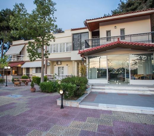 Vasilios Marinos Rooms