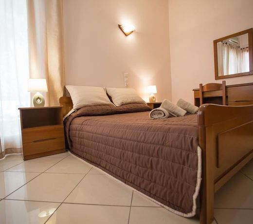 Vasilios Marinos Rooms