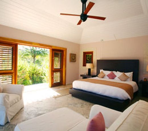 Pink Sands Resort