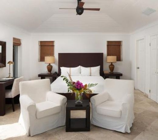 Pink Sands Resort