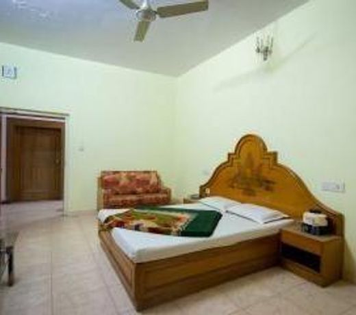 Hotel Banjara Mount Abu