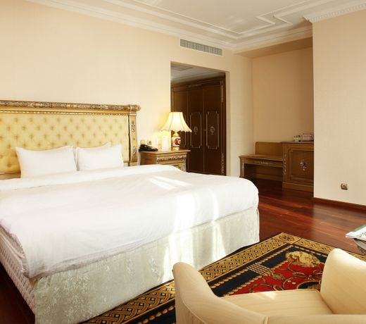 Crowne Plaza - Minsk, an IHG Hotel