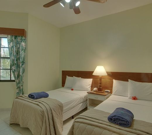 SunBreeze Suites