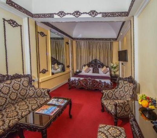 Hotel Bawa Regency