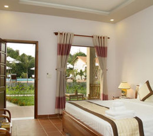 Ong Lang Village Resort